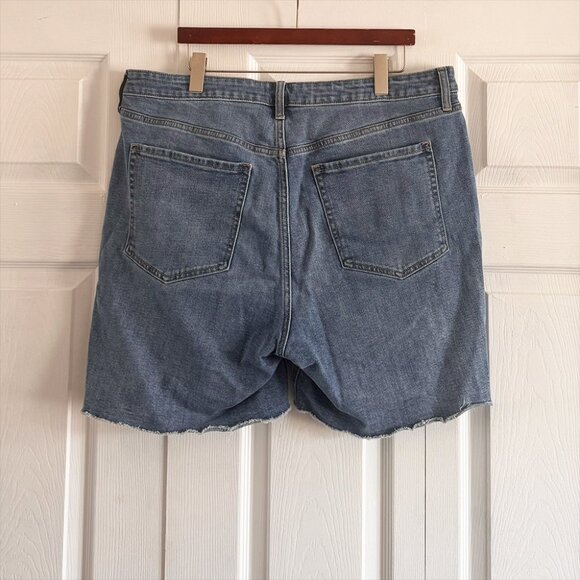 OG Straight Cut Off Denim Shorts - Picture 4 of 5